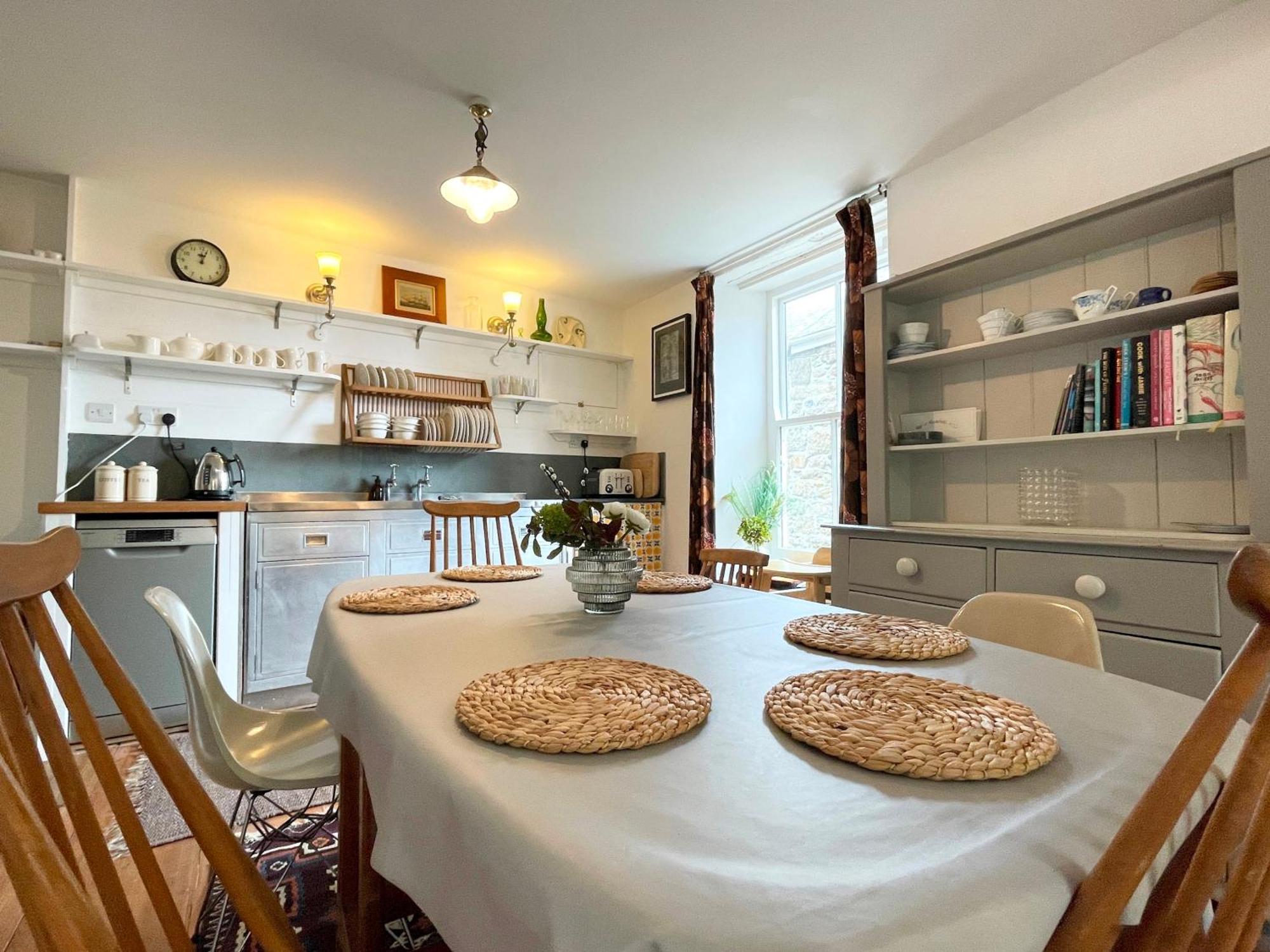 Janies Cottage~ Mousehole~Eclectic Interiors & Vintage Charm Exteriör bild