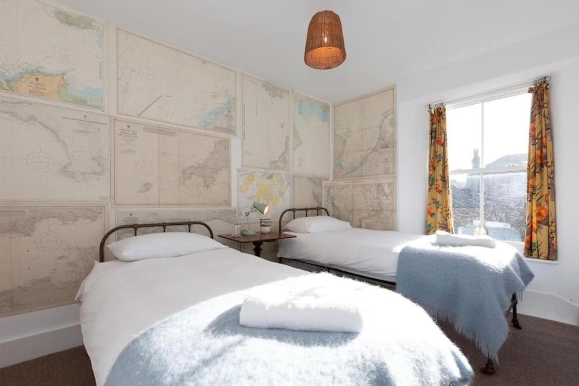 Janies Cottage~ Mousehole~Eclectic Interiors & Vintage Charm Exteriör bild